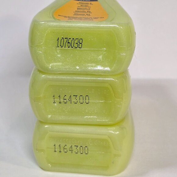 Vintage Alberto VO5 Teardrop Travel Size Bottles Ephemera Bathroom Display Prop - Picture 11 of 11